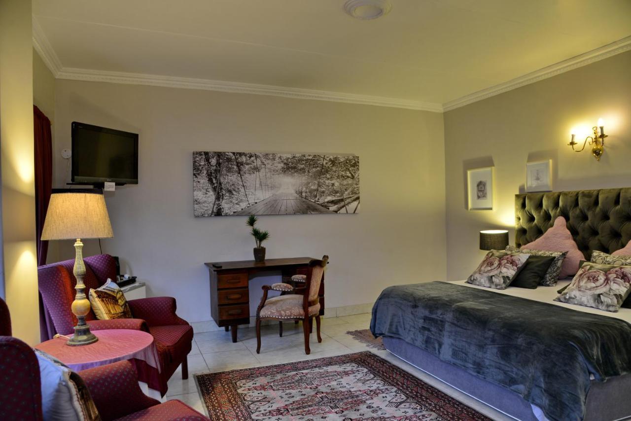 Owls Loft Guest House Midrand Bagian luar foto