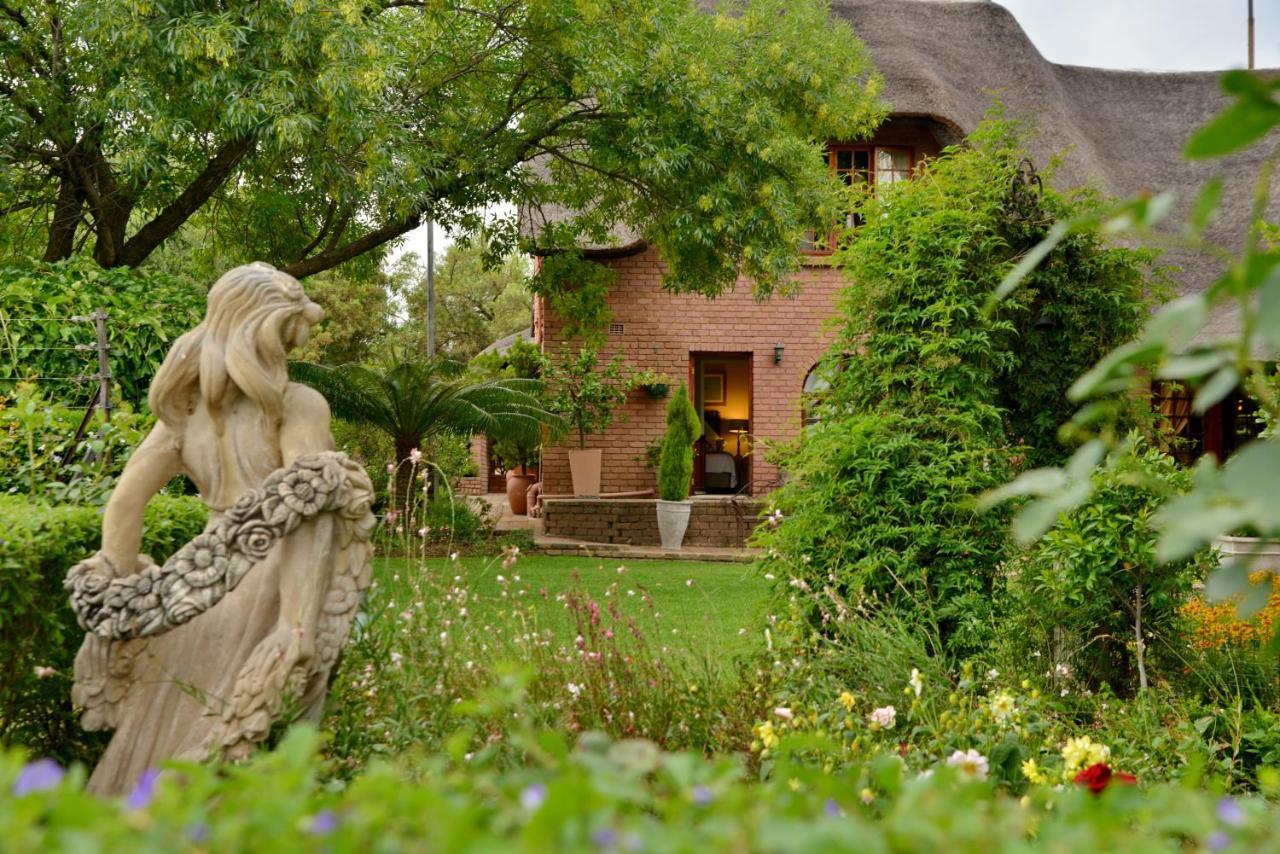 Owls Loft Guest House Midrand Bagian luar foto