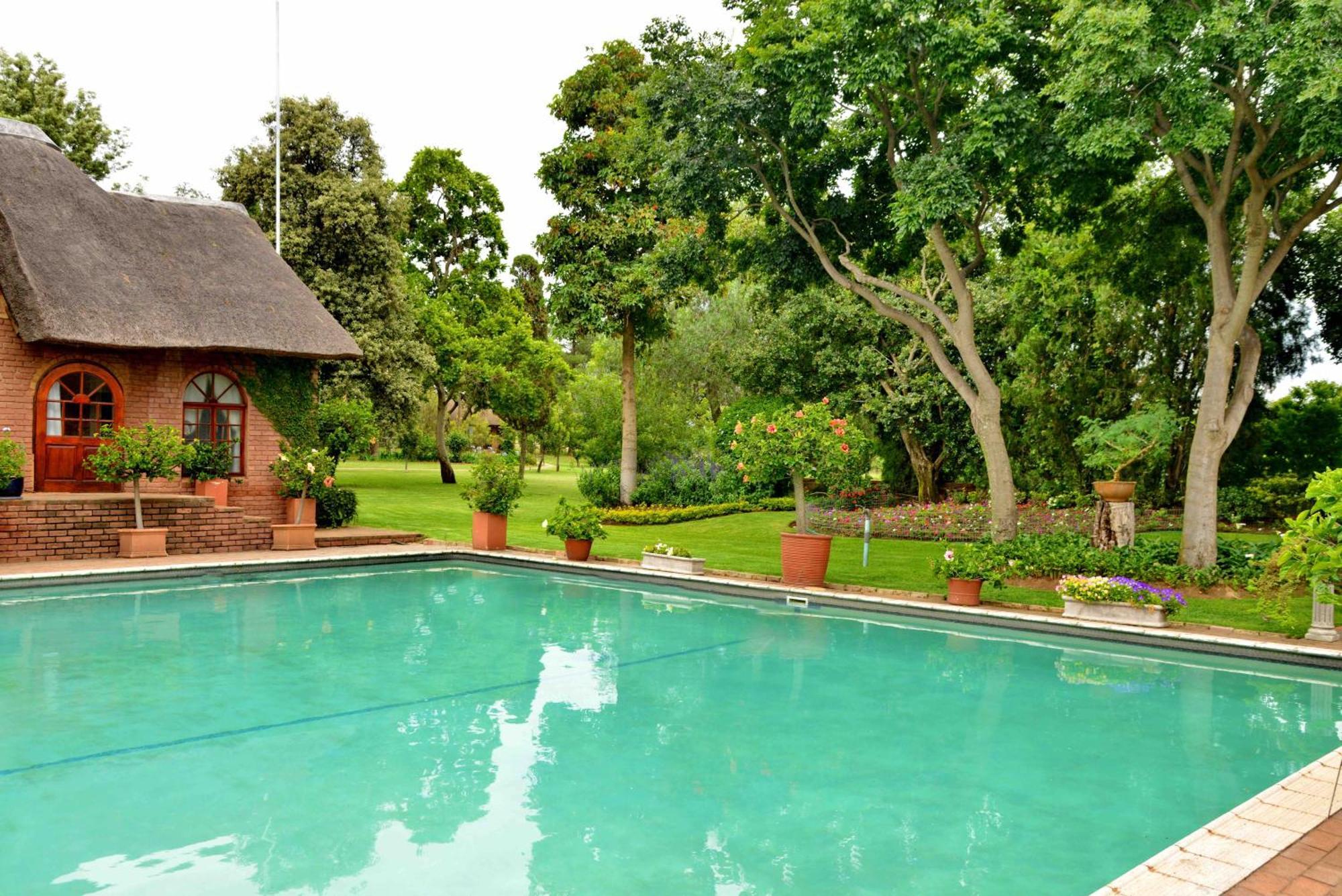 Owls Loft Guest House Midrand Bagian luar foto